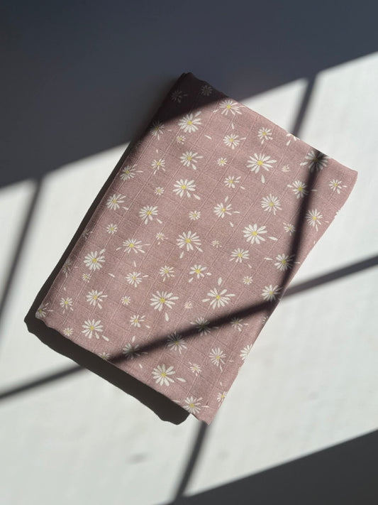 Bamboo Swaddle (Daisy)