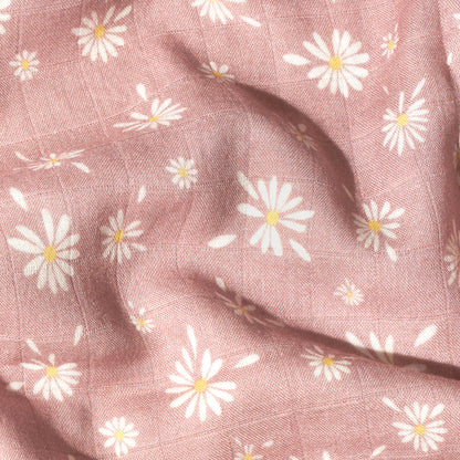 Bee Comfy Swaddle (Daisy)